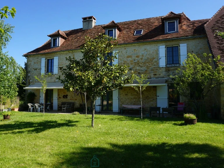 Photo of Superb 19th century real estate complex located in the heart of the unspoiled nature of the Périgord Vert.