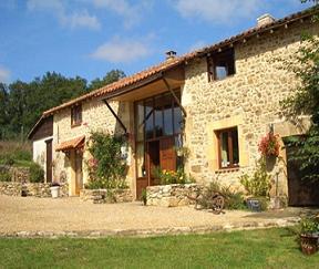 buy a French property|equipment before buying a French house|Tips to move to France|tips when buying a property|Visit a French property