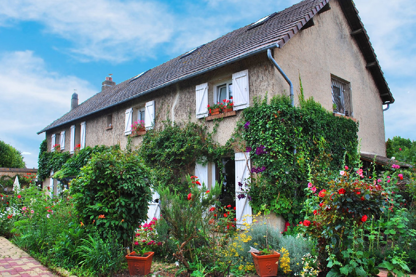 10 casas con jardines a menos de 1 hora de París por menos de 400.000 €