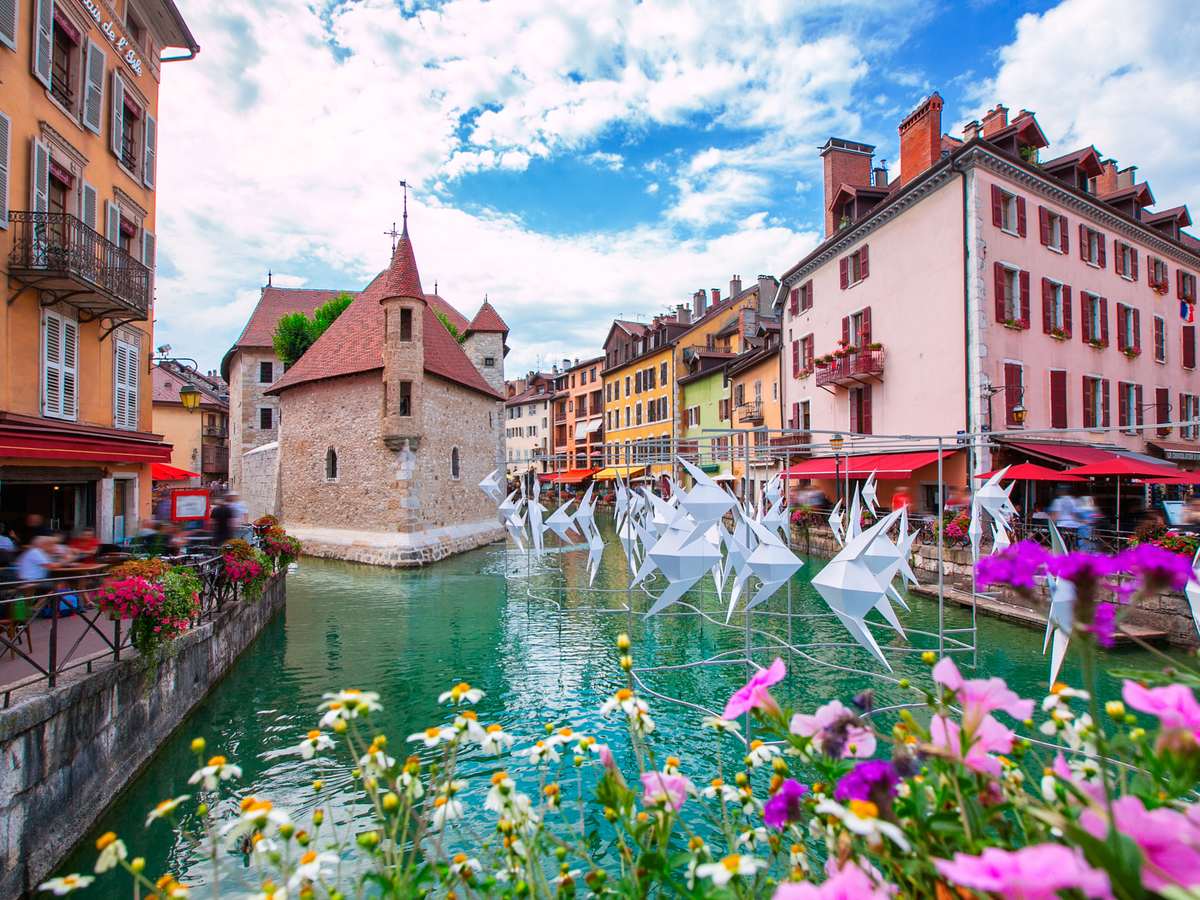A weekend in the mountains in the Alps: Megève or Annecy?