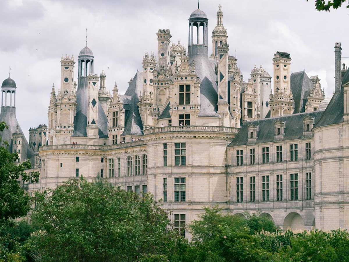Buying shares in French châteaux is possible!
