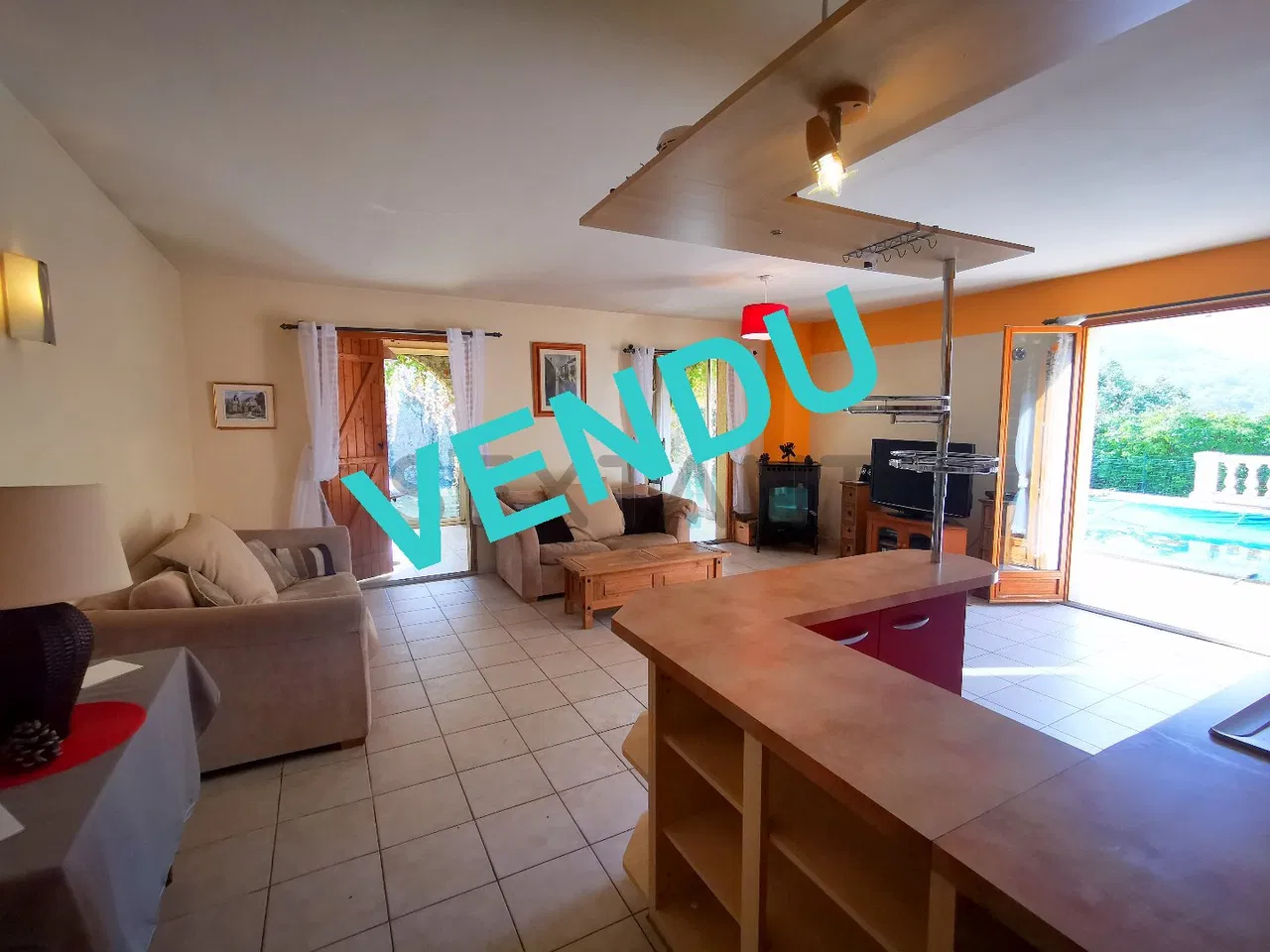 villa · QUILLAN