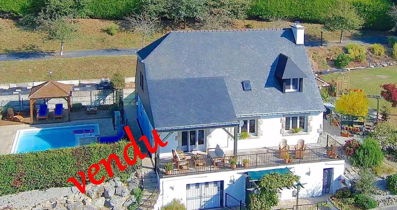 villa · BAUD
