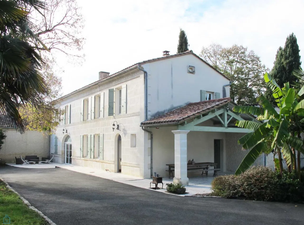 maison de caractere · COGNAC