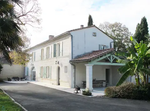 Photo of maison de caractere · COGNAC