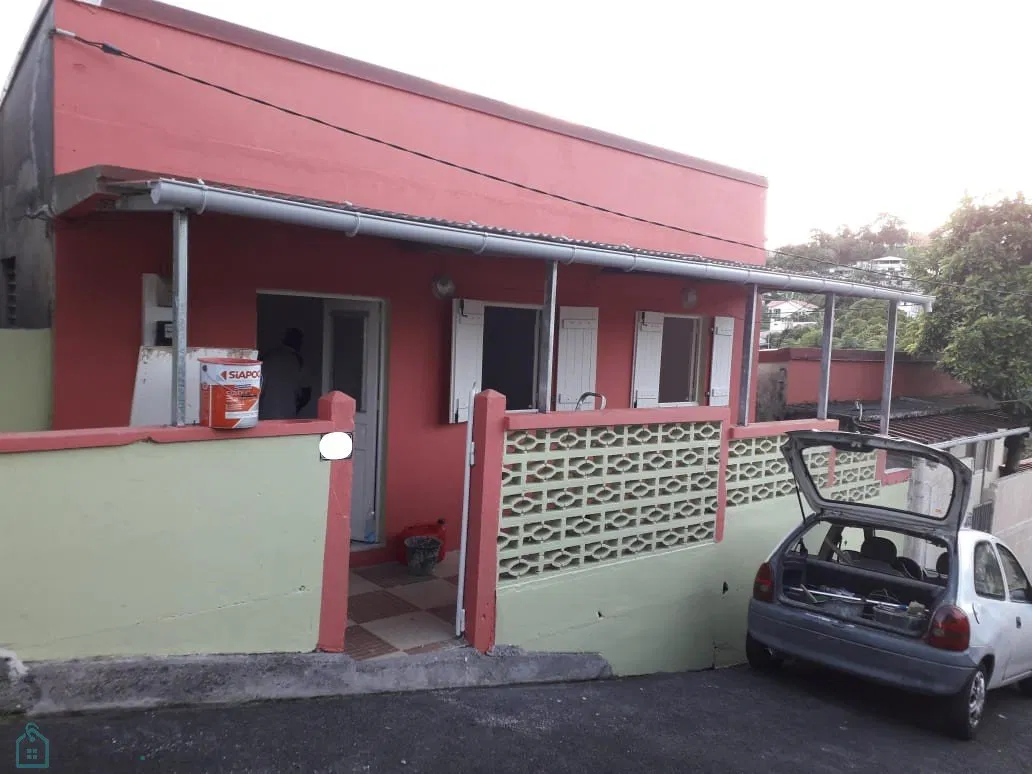 T3-type house of 103 m2 located on the heights of Fort-de-France