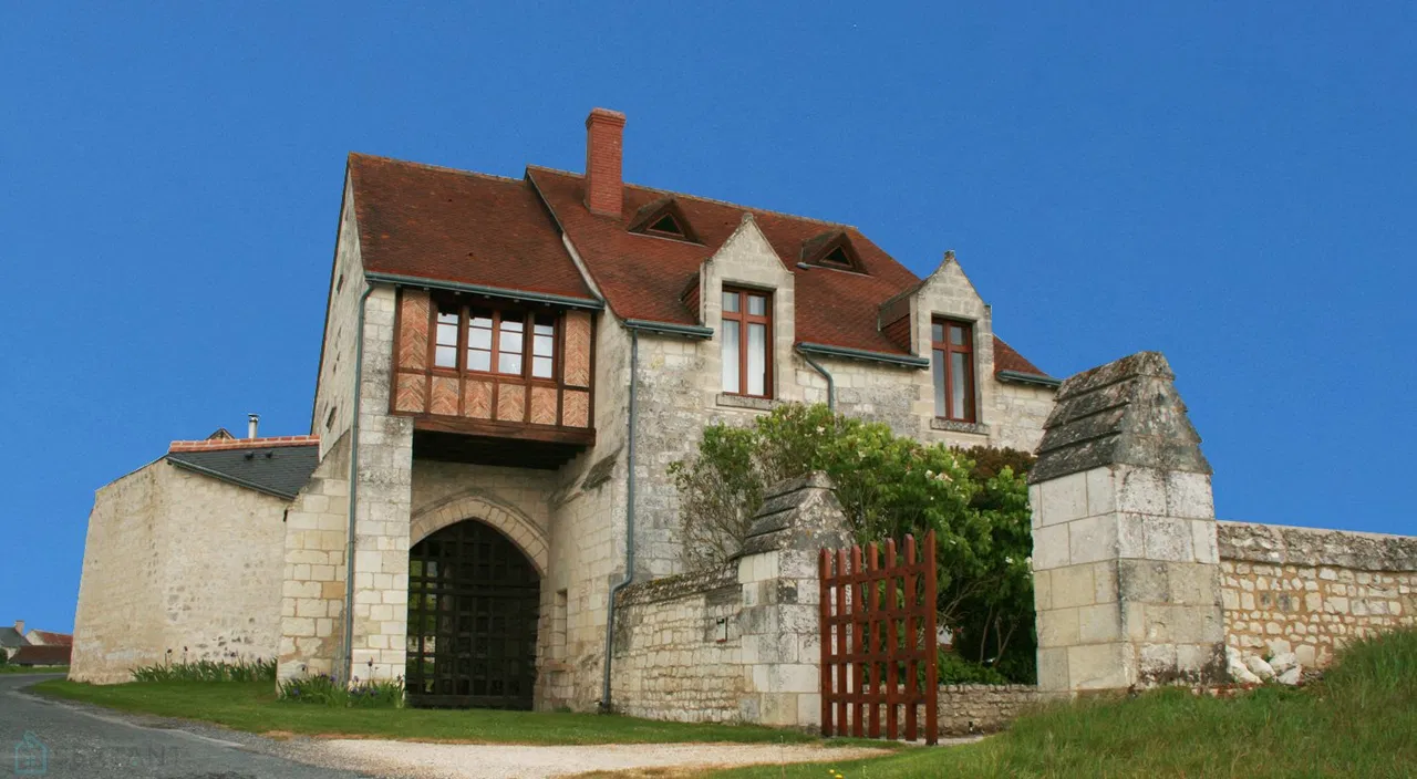propriete · CHINON