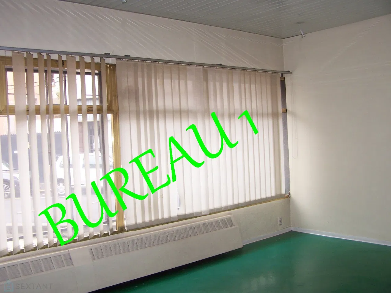 bureau · PERPIGNAN