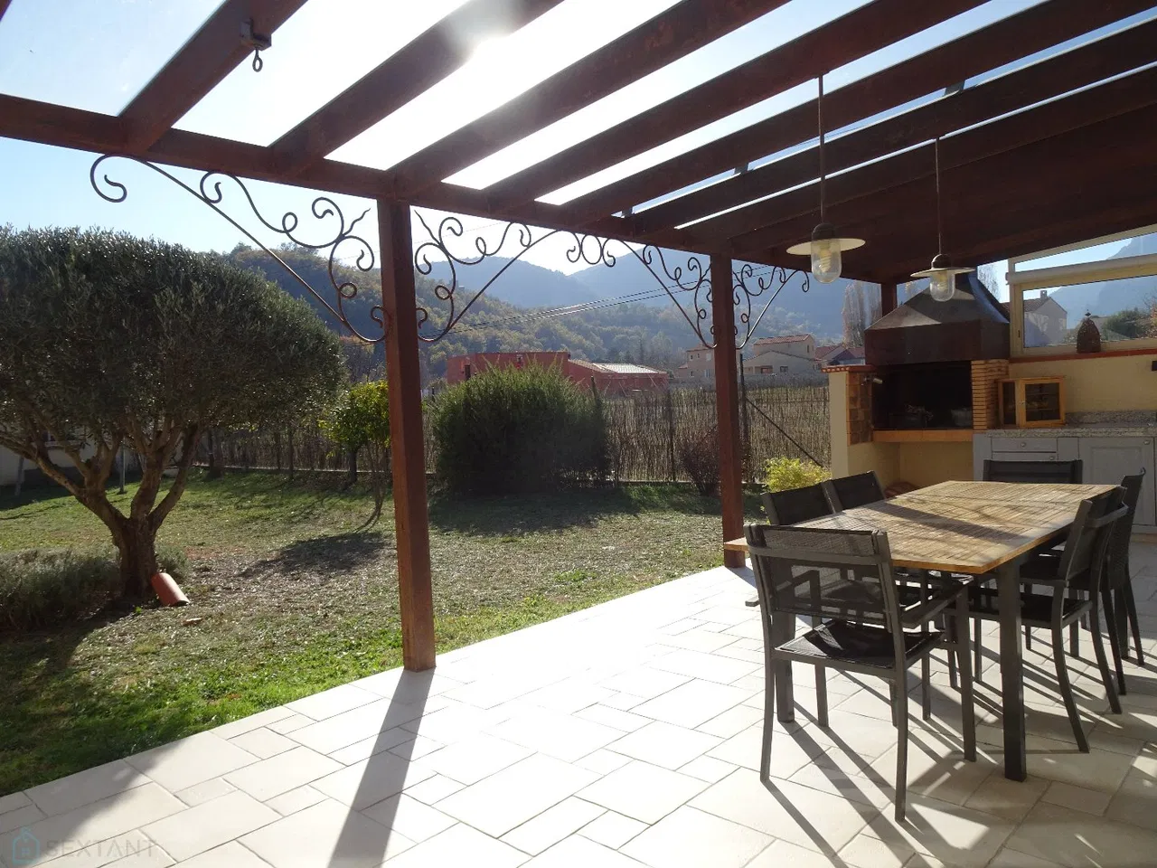 villa · PRADES