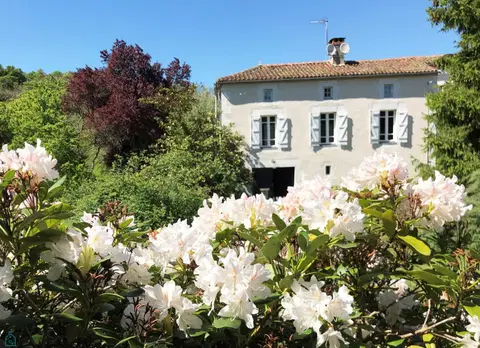 Foto van maison de campagne · LE DORAT