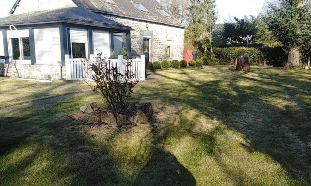 Stone longère house, 5 rooms, 110m²