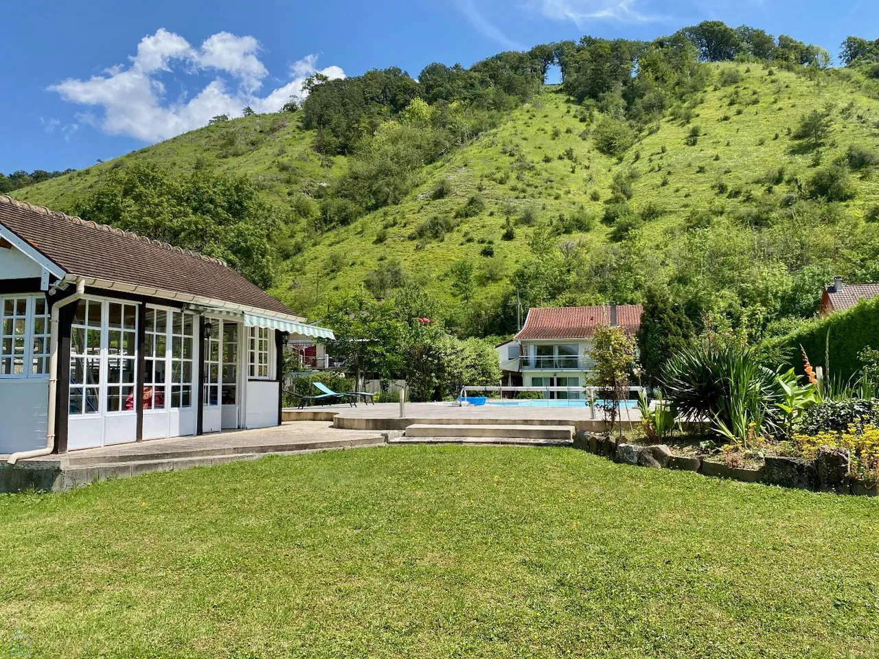 maison · CONNELLES