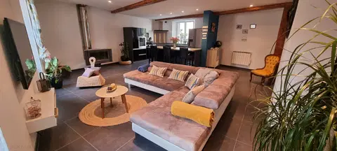 Photo of maison de village · LES MARTRES DE VEYRE