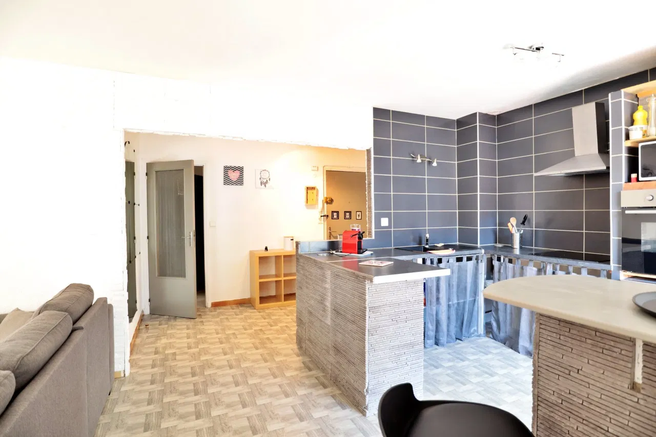 appartement en residence · LA SEYNE SUR MER