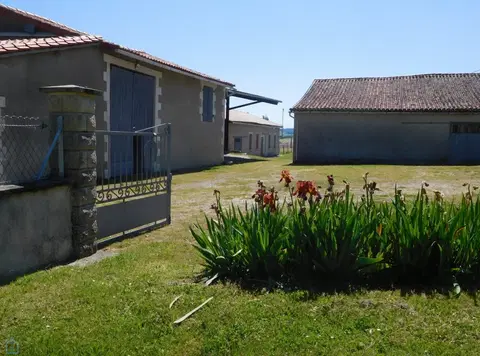 Photo of ferme · MONTBOYER