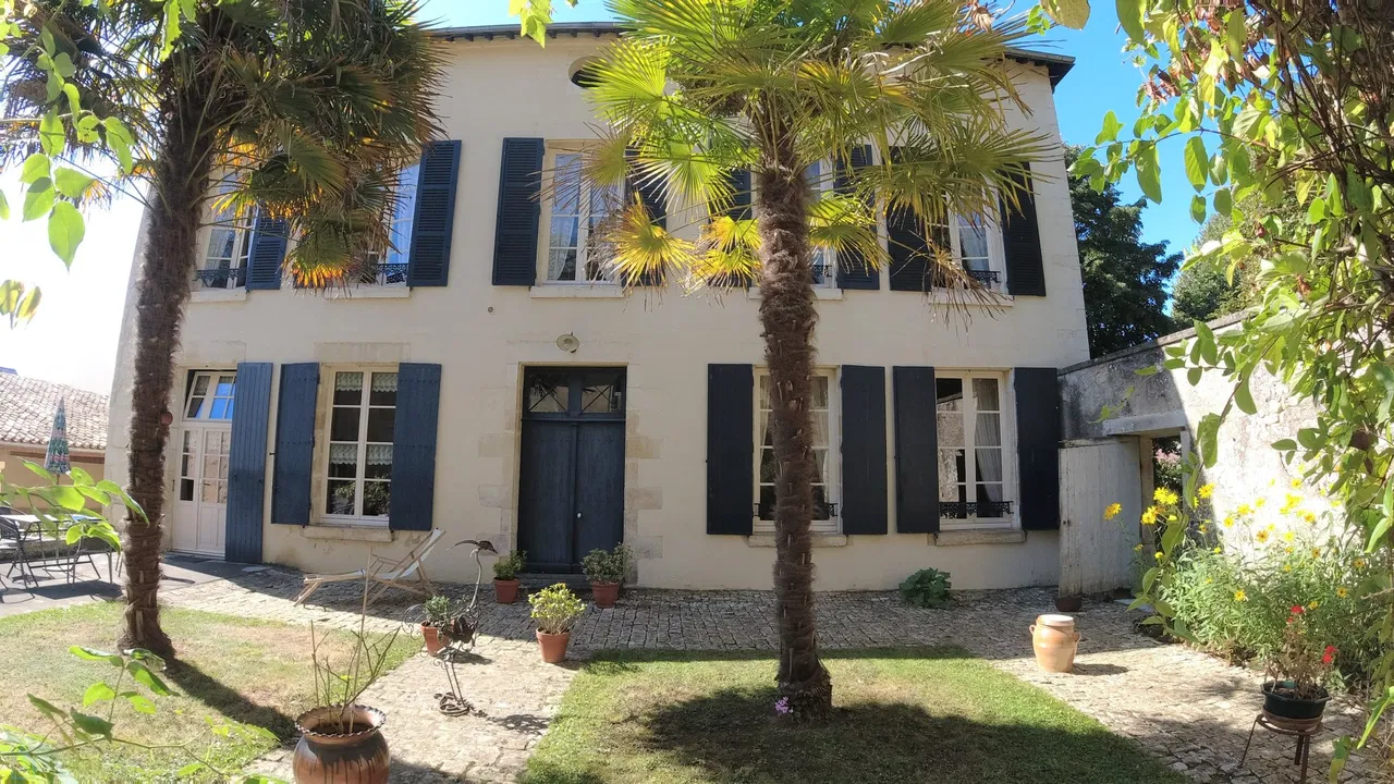 maison de caractere · LA MOTHE SAINT HERAY