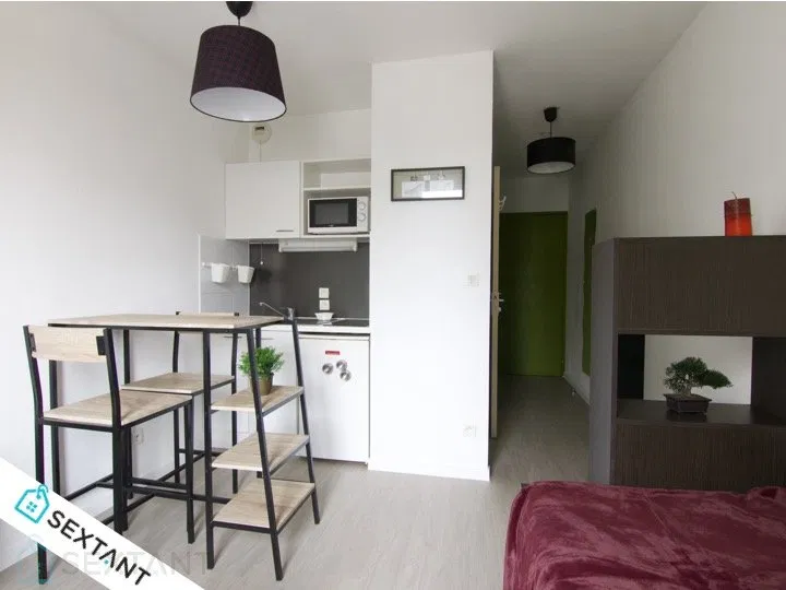 studio · NIMES