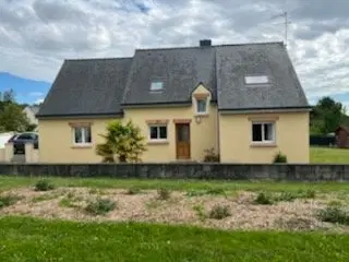 Photo of maison · BIEUZY LES EAUX