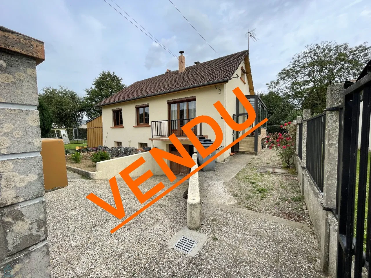 maison · FORMERIE