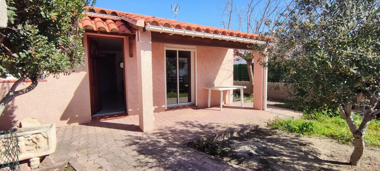 maison · SAINT LAURENT DE LA SALANQUE