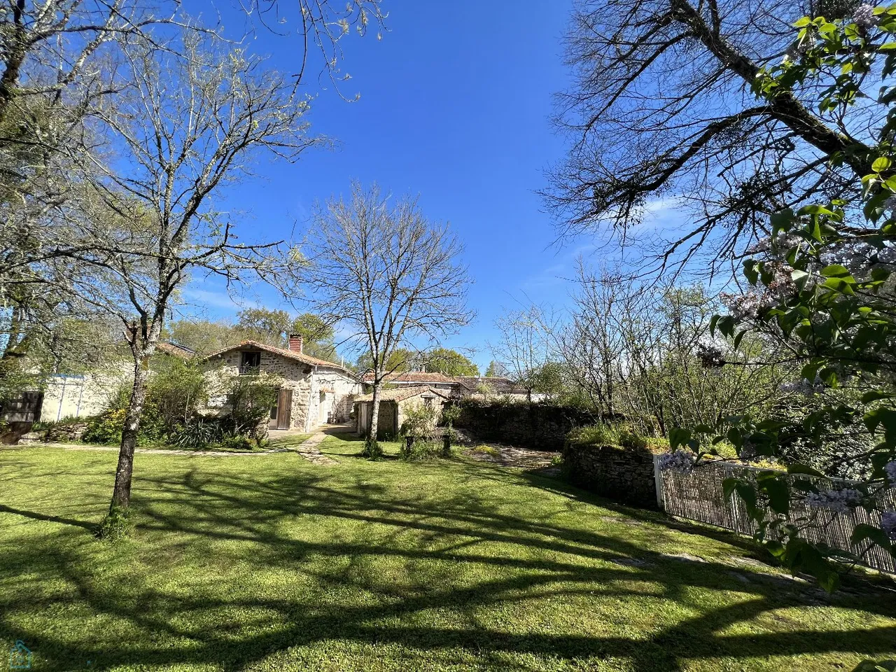 corps de ferme · SAINT MAIXENT L'ECOLE