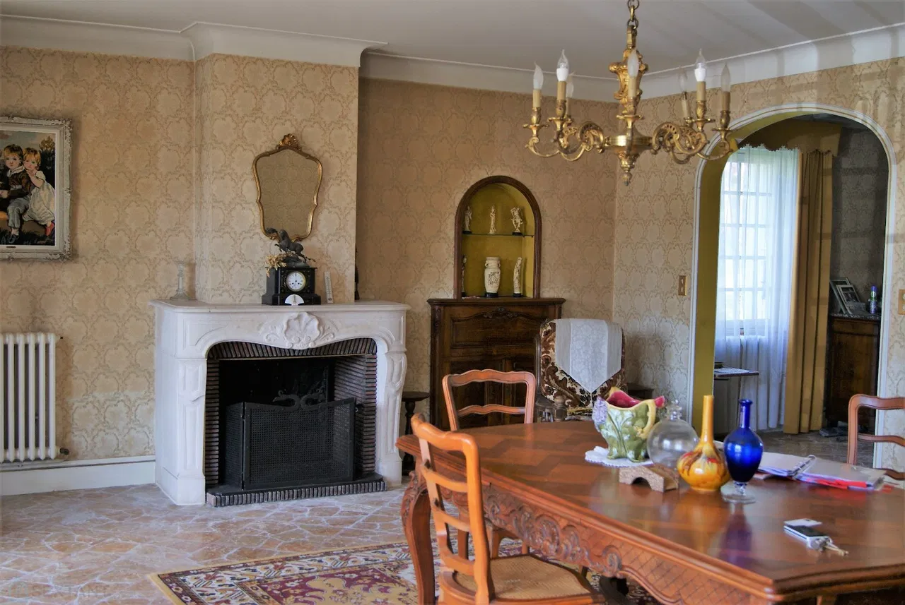 maison · AIGRE