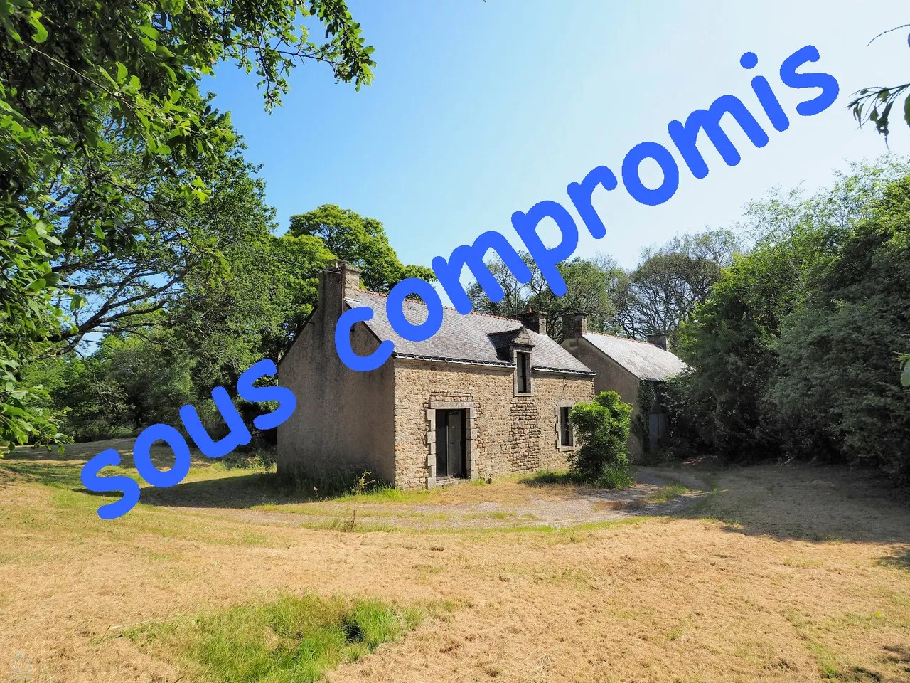 maison en pierre · COLPO