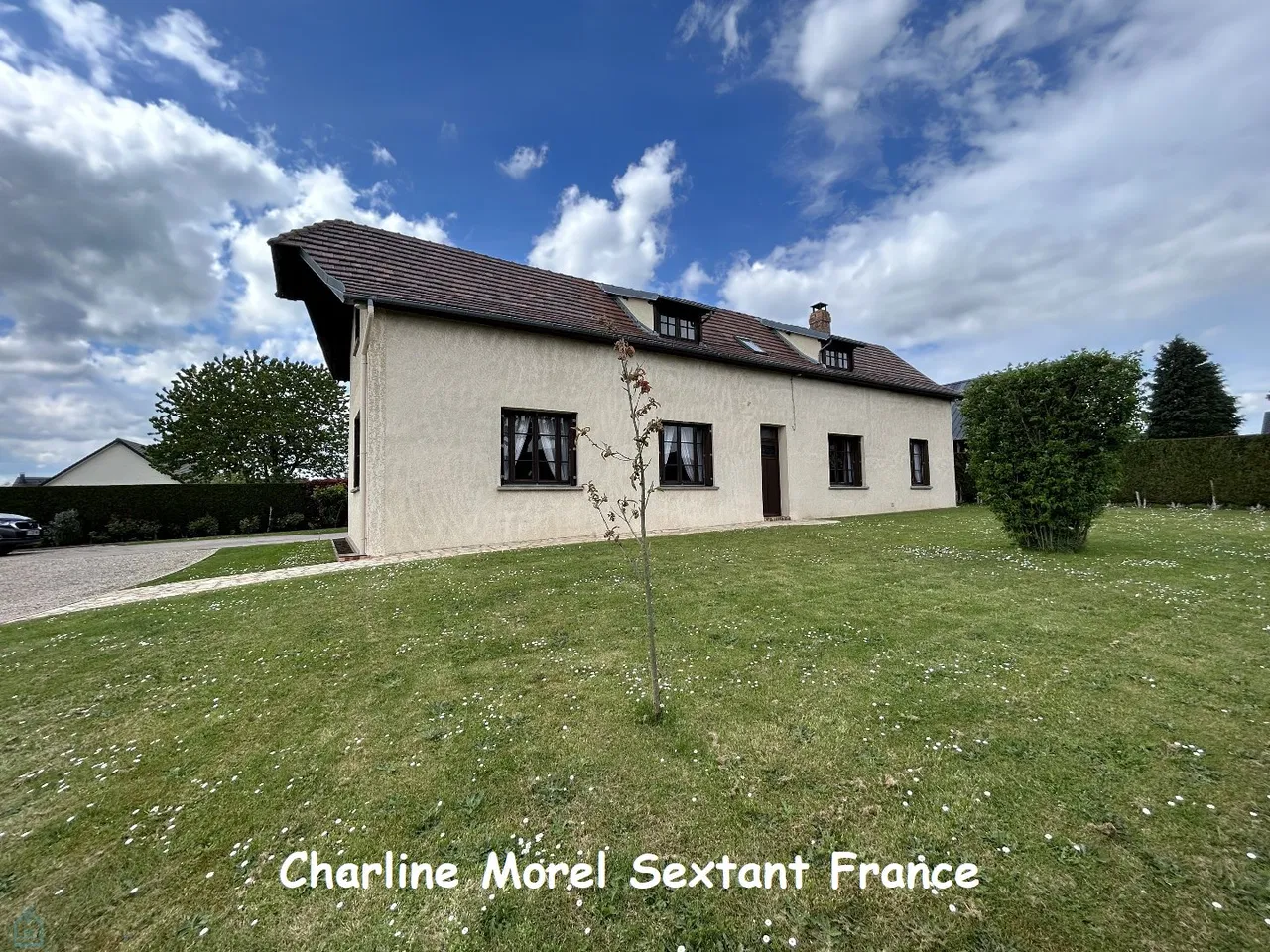 maison · LA NEUVILLE CHANT D'OISEL