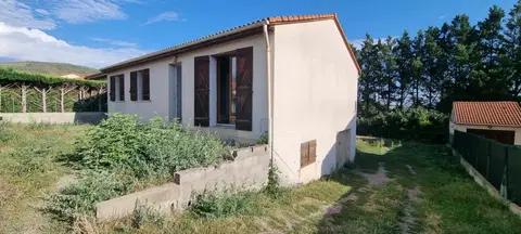 Photo of maison individuelle · LES MARTRES DE VEYRE
