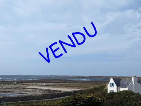 Photo of maison · AUDIERNE