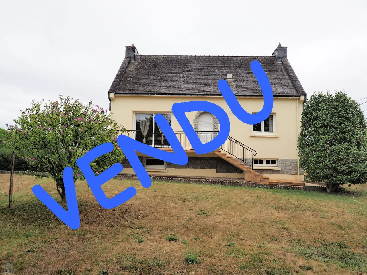 maison · PLUMELIAU