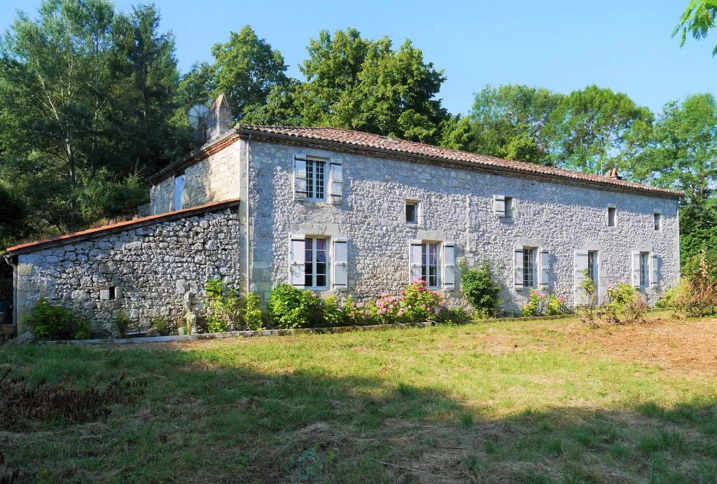 DOLMAYRAC - CHARACTER WATER MILL IN LOT-ET-GARONNE – 18TH CENTURY, WATER, NATURE AND PERMACULTURE POTENTIAL - 1.4465 hectares of wooded land - Lot & Garonne (47)