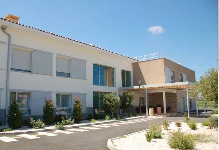 استثمار إيجاري – سانت جورج دوق – residence Ehpad نوتر دام دو بون أكويي - عائد 6.05%.