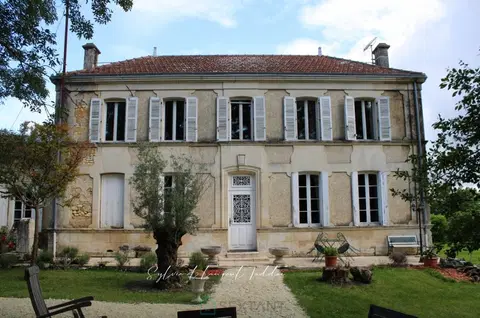Photo of maison de maitre · SAINT MARTIAL DE MIRAMBEAU