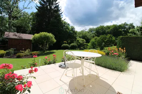 Photo of villa · DIVONNE LES BAINS