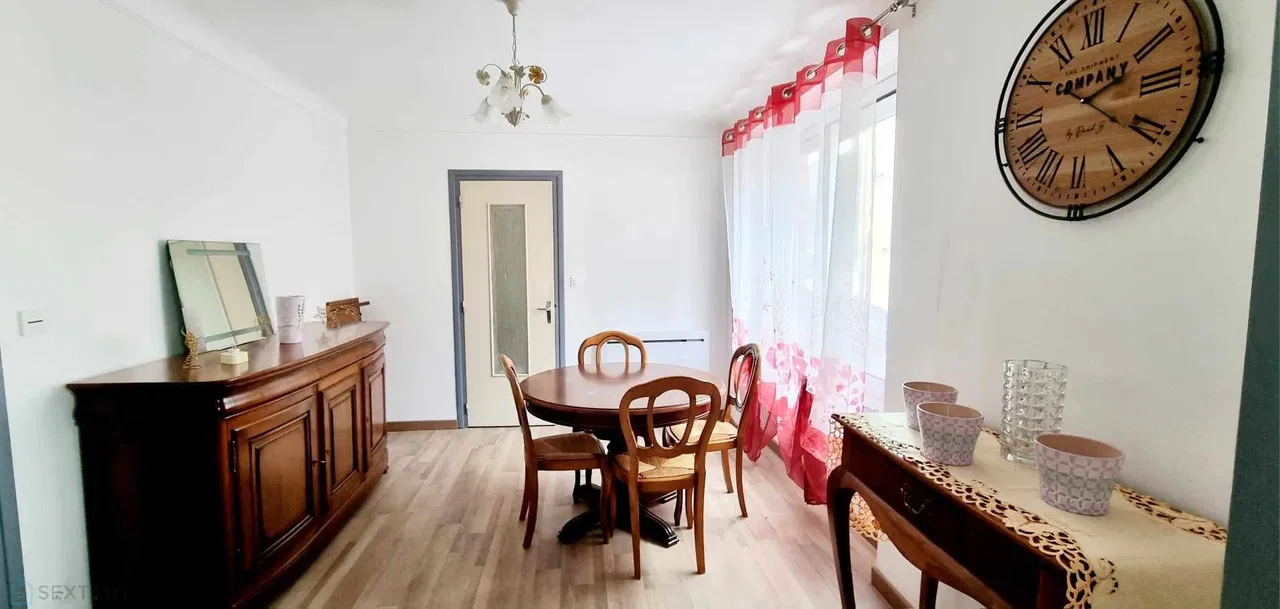 maison de village · BILLOM