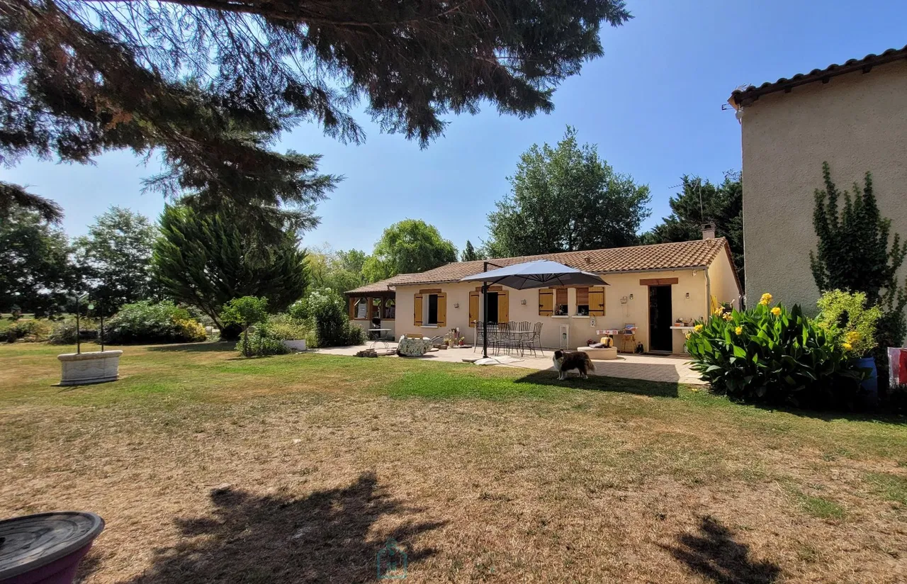 maison · SAINT PIERRE D'EYRAUD