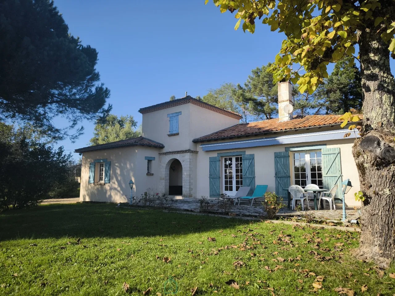 BERGERAC. ZONA RESIDENZIALE, 10 minuti DAL CENTRO CITTÀ