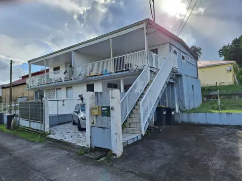 Photo of 4-apartment building located in SAINT-JOSEPH