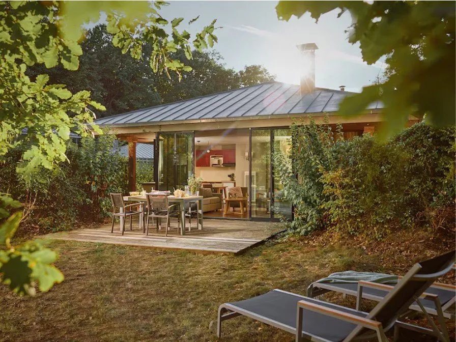 INVERSIÓN EN ALQUILER – LES BARILS - Residencia Center Parcs Les Bois Francs - Rentabilidad del 7,75%.