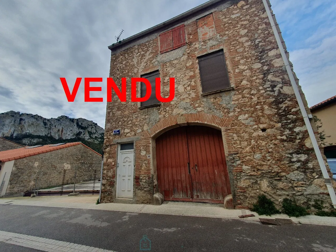 For sale house in TAUTAVEL ideal for investors