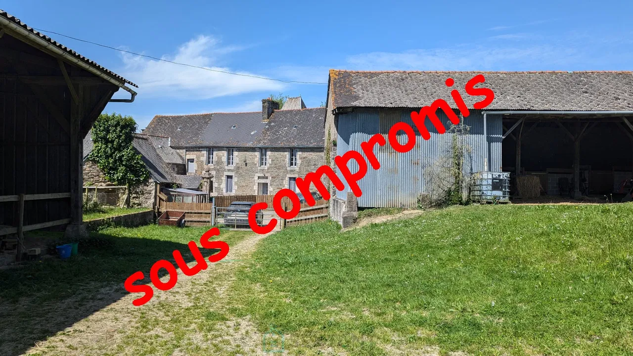 17 century farm and 4.5 hectares of grassland