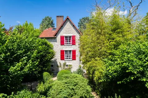 Photo of maison en pierre · COURLON SUR YONNE