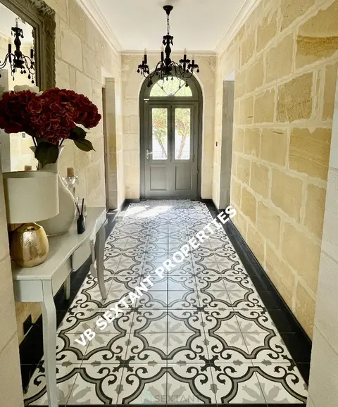 Photo of 20 minutes from Bordeaux, renovated stone house with swimming pool