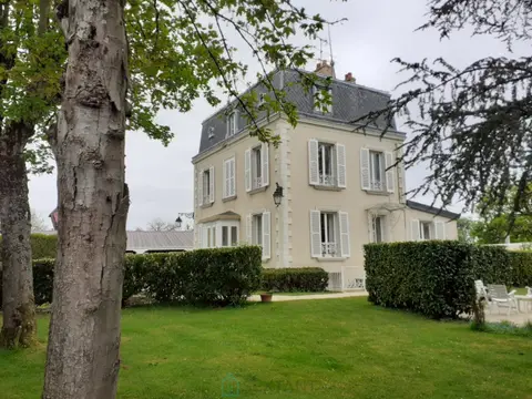 Foto von maison bourgeoise · PRE EN PAIL