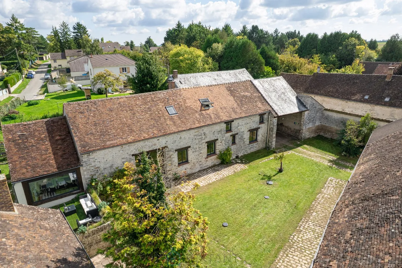 maison de caractere · FONTAINEBLEAU