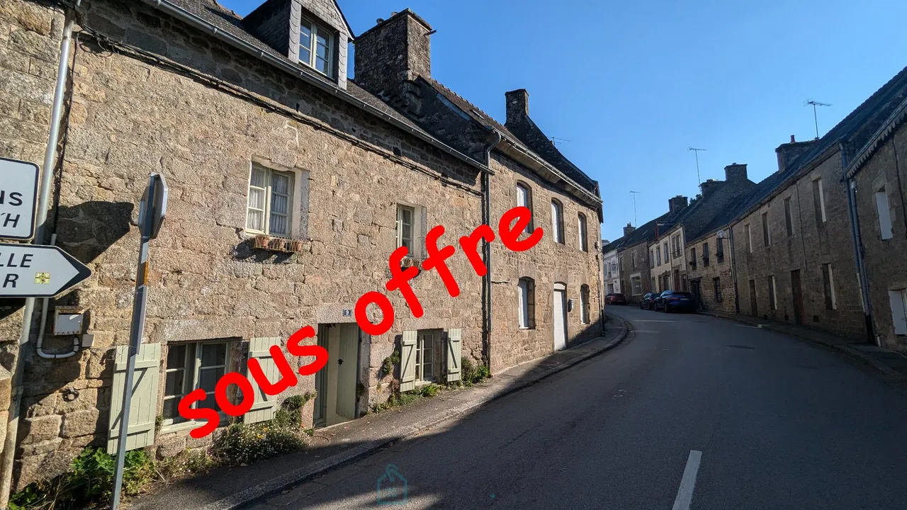 2 bedroom cottage in the center of Gueméné sur Scorff