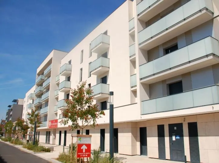 MIETINVESTITION – BOURGOIN-JALLIEU – Seniorenresidenz Les Girandieres – 6,43% Rendite