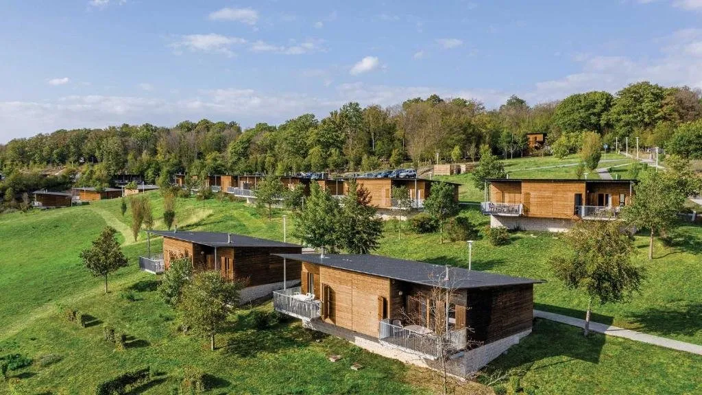 租赁投资 – EPPE-SAUVAGE – Madame Vacances 度假村 Les Cottages de Valjoly - 6.02% 回报率