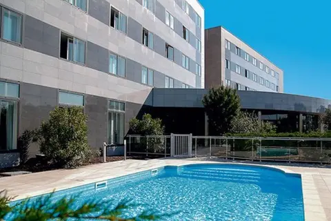 תמונה של השקעת שכירות – מריניאק – Quality Suites Business Residence Bordeaux Merignac Airport - תשואה 7.14%